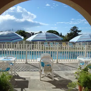 https://hotel-de-la-poste-peymeinade.fr-provencehotel.com
